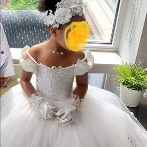 My Daughter wore it one time for a wedding.